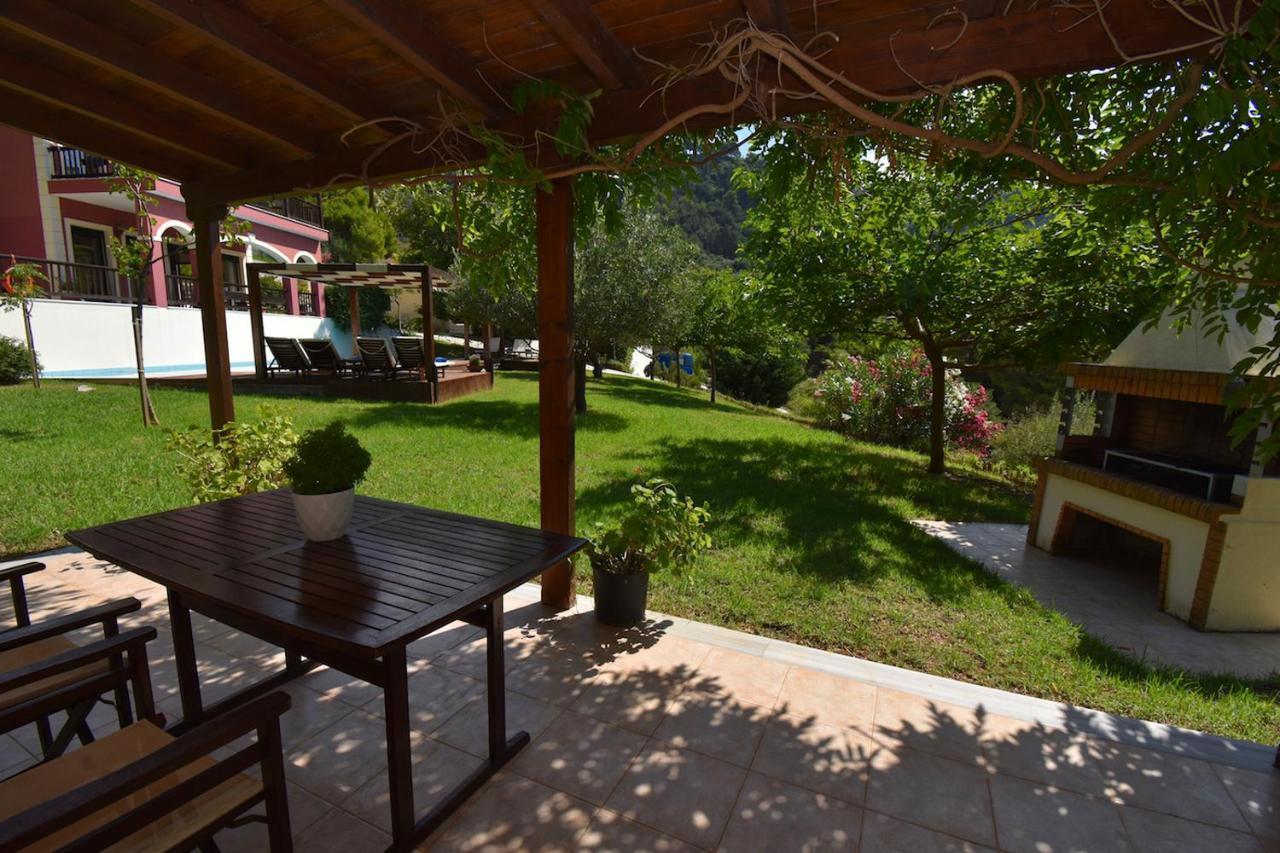 Corfu Resorts Apartments Pelekas Exterior foto
